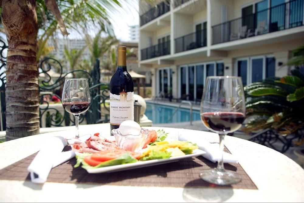 The Sea Lord Hotel & Suites (Adults Only) Lauderdale-by-the-Sea Extérieur photo