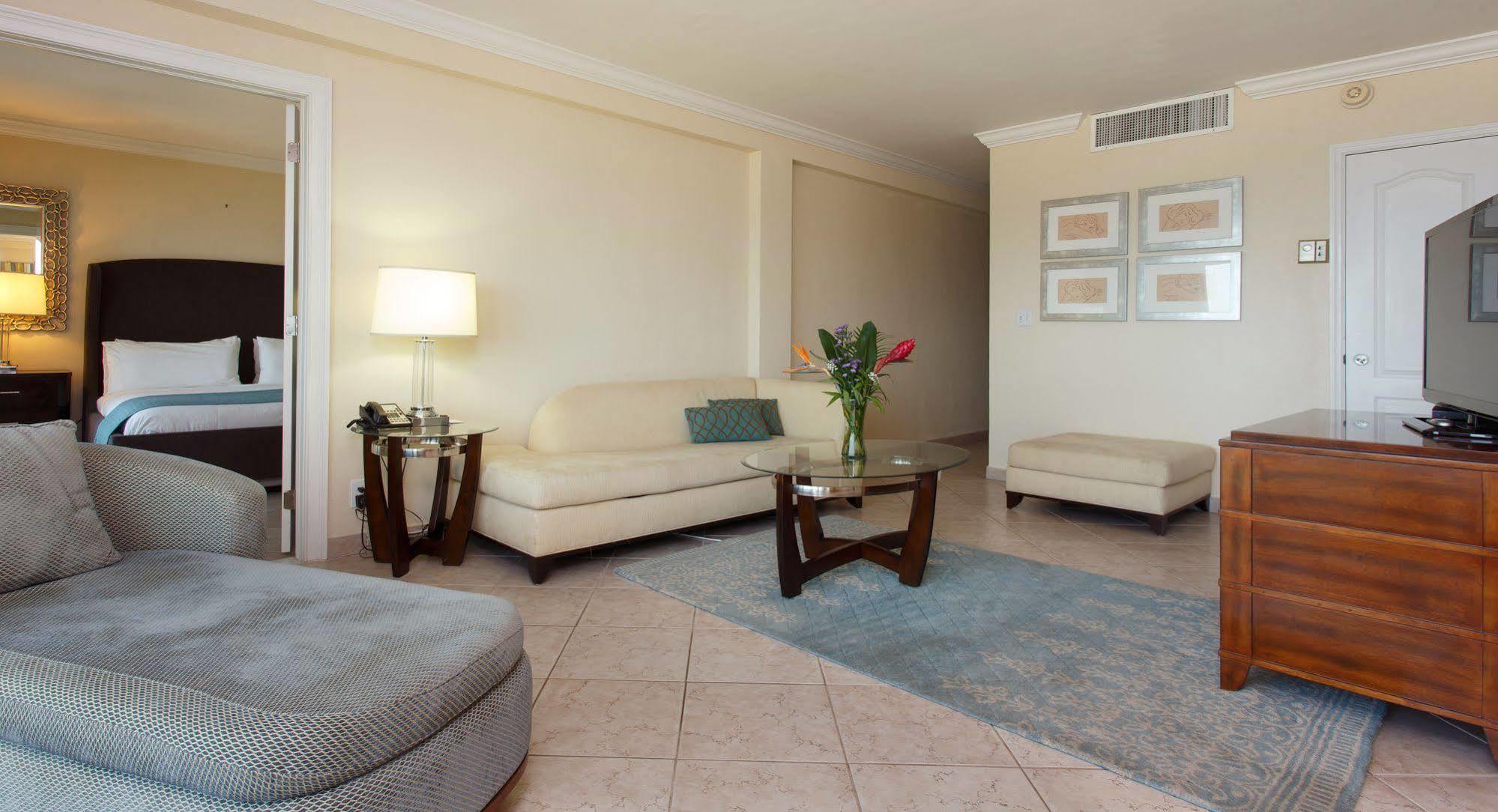 The Sea Lord Hotel & Suites (Adults Only) Lauderdale-by-the-Sea Extérieur photo