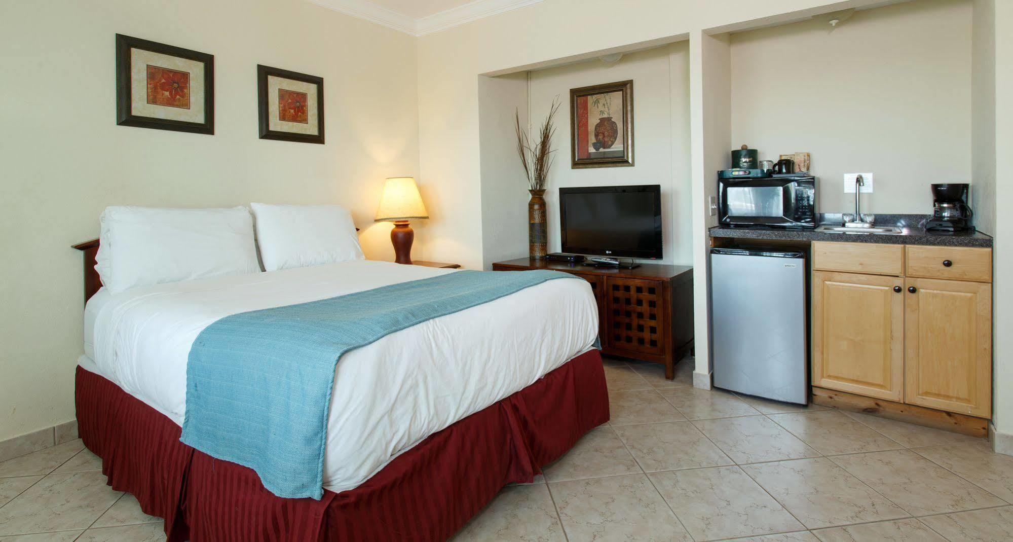 The Sea Lord Hotel & Suites (Adults Only) Lauderdale-by-the-Sea Extérieur photo