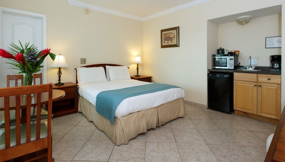 The Sea Lord Hotel & Suites (Adults Only) Lauderdale-by-the-Sea Extérieur photo